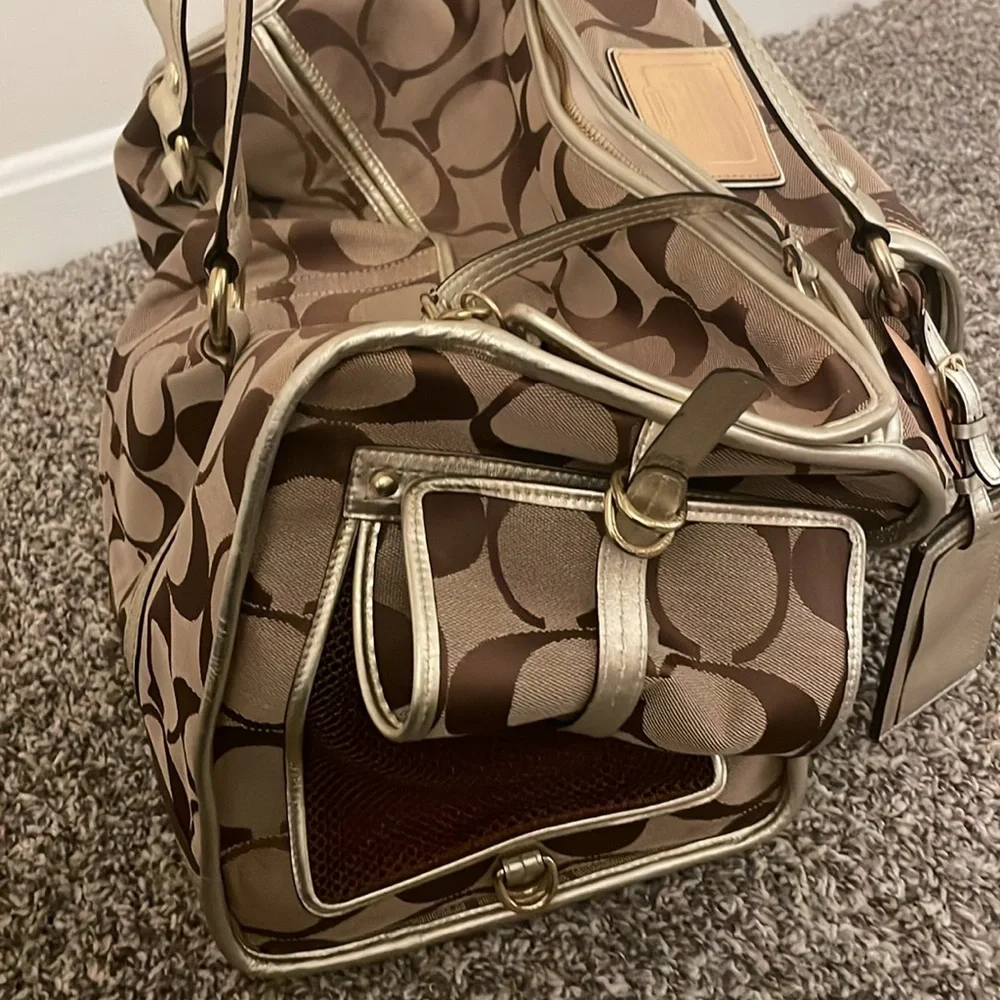 Coach dog carrier